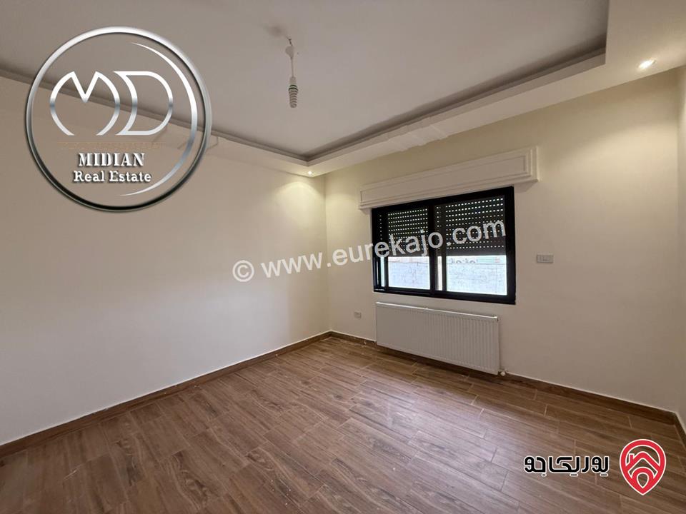 شقق فارغة للايجار في عمان - الكرسي مساحة 210م تشطيبات و ديكورات سوبر ديلوكس اطلالة جميلة بسعر مميز