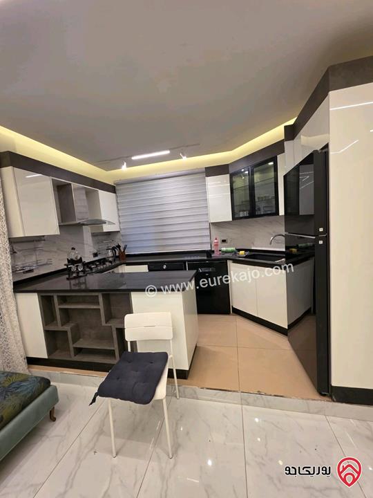 شقة أرضية مساحة 100م للإيجار مفروشة في عمان - أم السماق