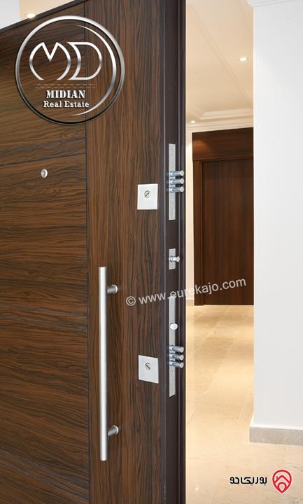 شقق للبيع في عمان - الصويفية مساحات 200م تشطيبات و ديكورات عصرية فاخرة اطلالة رائعة جديدة لم تسكن