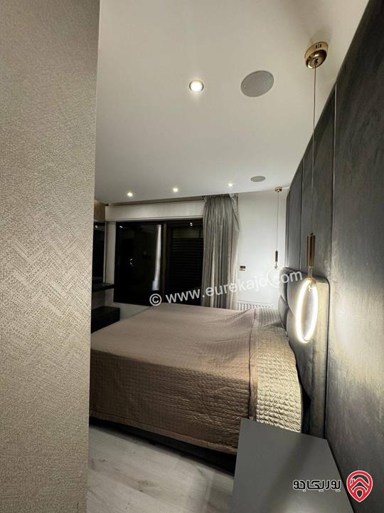 شقة مساحة 140م مع روف منفصل 70م للبيع في عمان - عبدون 