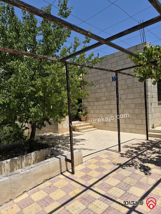 منزل مستقل مساحة 180م على أرض 518م للبيع في عمان - الجبيهة 