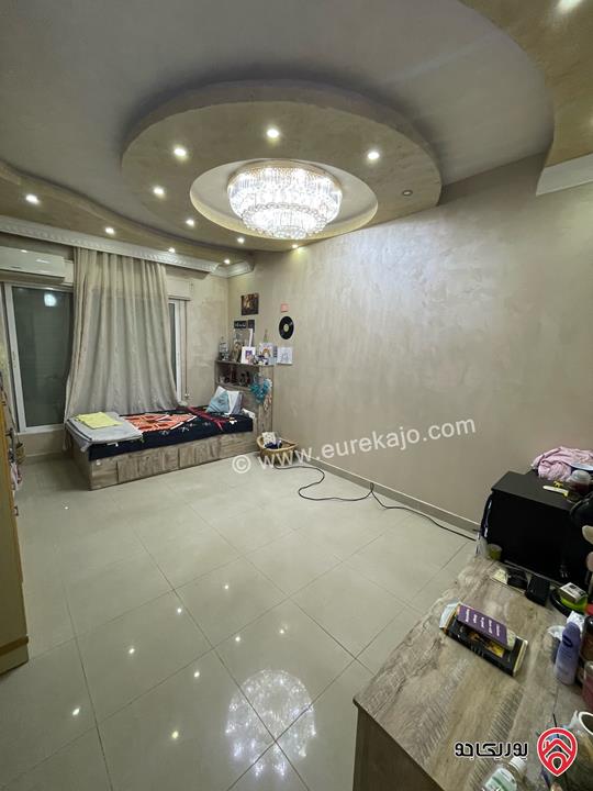 شقة أرضية دوبلكس مساحة 257م داخلي و 250م خارجي للبيع في العقبة - الخامسة