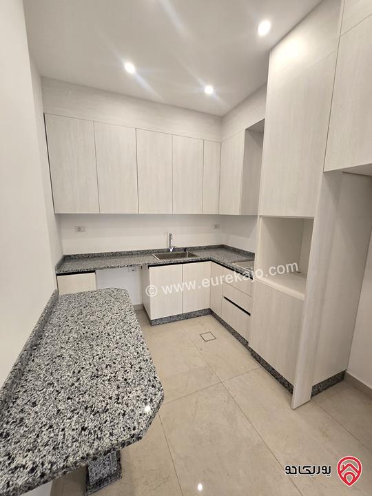 شقة طابق أول مساحة 100م للإيجار في عمان - عبدون 