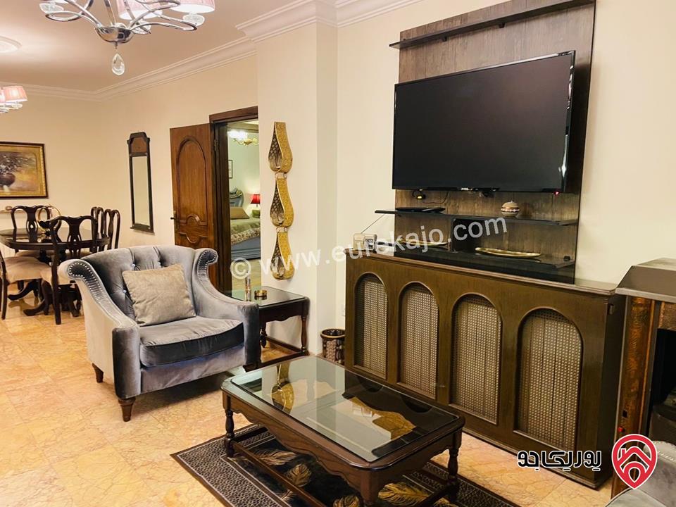 شقة مفروشة طابق اول من فيلا مساحة 150م للايجار مفروشة في عمان - الجبيهة 