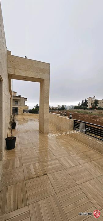 عمارة خاصة على أرض 981م للبيع في عمان - ناعور