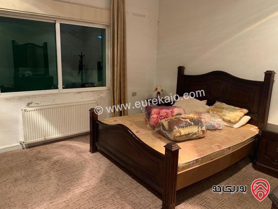 شقة طابق ثالث مساحة 163م للبيع في عمان - الشميساني 