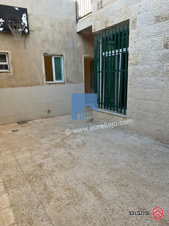 شقة شبه أرضية مساحة 143م داخلي مع ترسات 100م للبيع في عمان - عرقوب خلدا