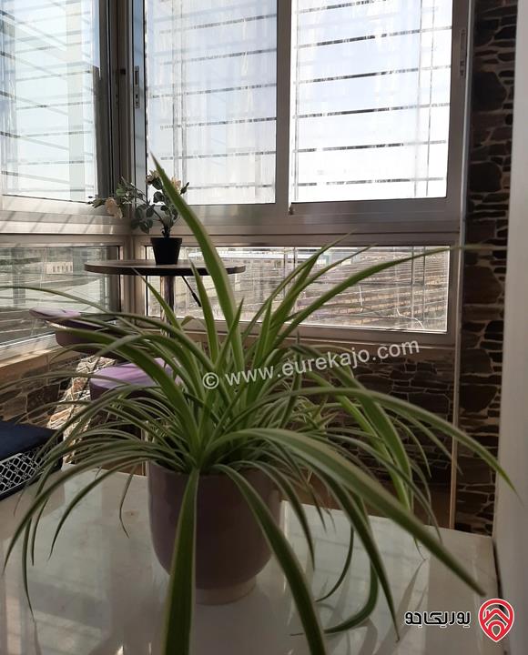 شقة طابق ثالث مساحة 140م للبيع في عمان - حي الصحابة