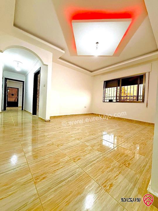 شقة شبه ارضي مساحة 142م داخلي و 30م خارجي للبيع في عمان - طبربور 