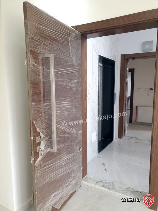 شقة فخمة و جديدة مساحة 180م طابق ثاني للايجار في عمان - الرابية