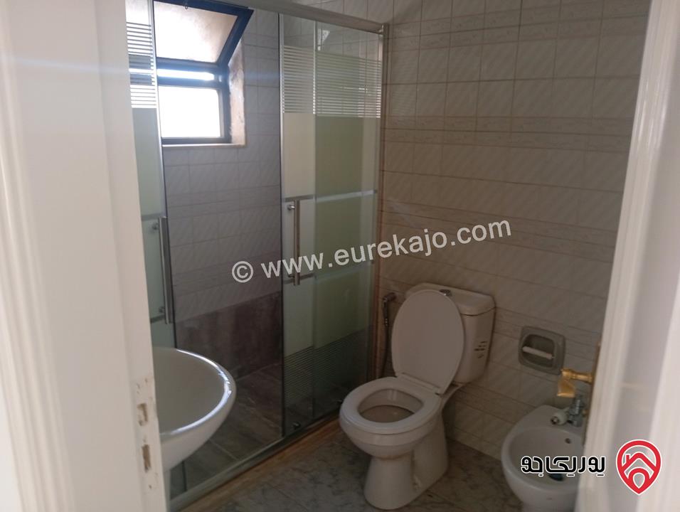 شقة فارغة مساحة 160م للايجار في عمان - ام اذينة