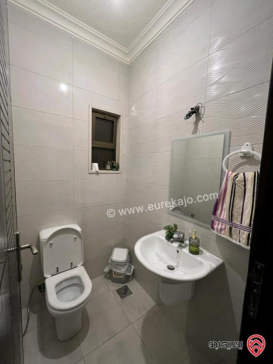 شقة شبه ارضية جديدة مساحة 180م داخلي و 200م خارجي للبيع في عمان - صويلح