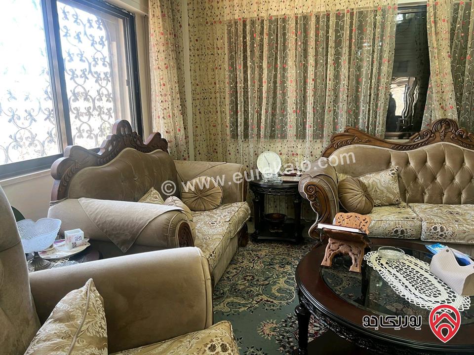 A standalone two-story house with a built-up area of 150 sqm and Size of land 400 sqm for sale in Amman - Dahiyet Alrasheed