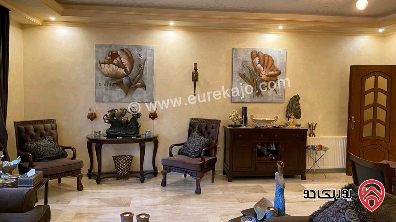 شقة طابق اول مساحة 255م للبيع في عمان - تلاع العلي