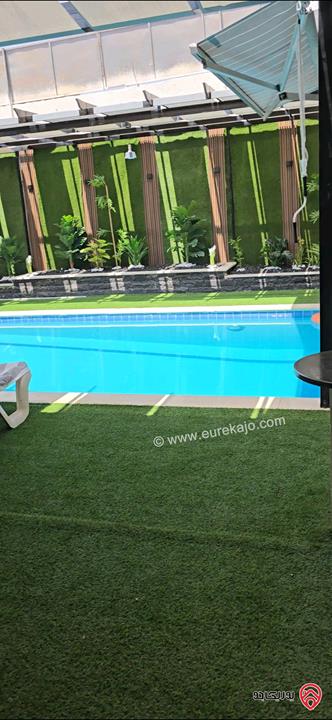 شاليه مساحة الأرض 650م والبناء 200م للبيع في البحر الميت - الروضة نزول العدسية