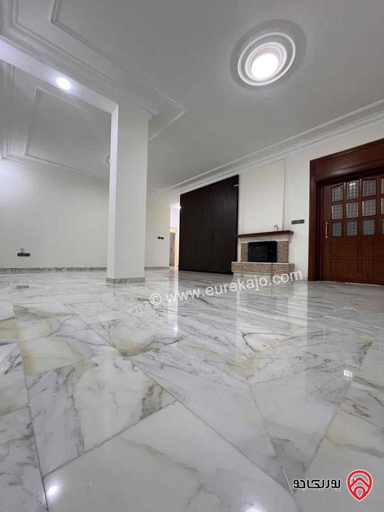 شقة طابق ثاني مساحة 300م للايجار في عمان - الصويفية 