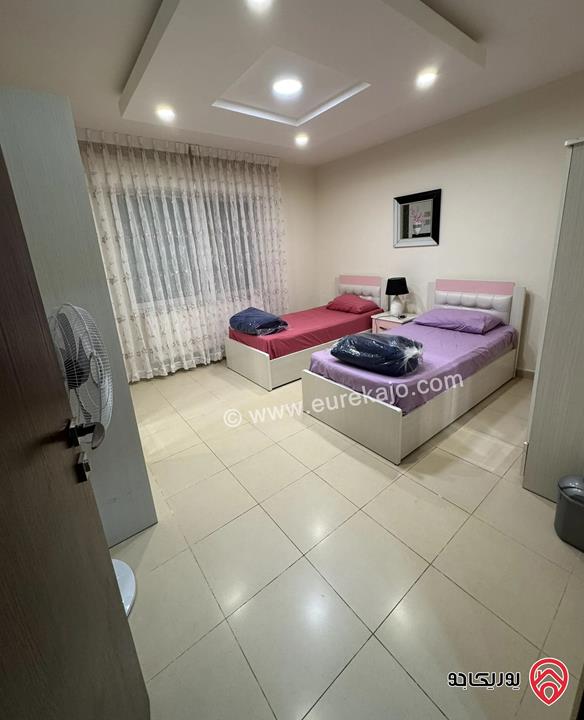 شقة مفروشة أرضية مساحة 200م داخلي و 150م خارجي للايجار في عمان - ام السماق 