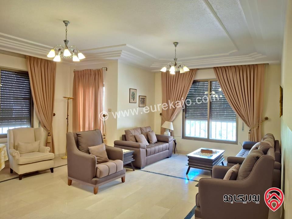 شقة طابقية مساحة 208م طابق ثاني للبيع في عمان - دير غبار