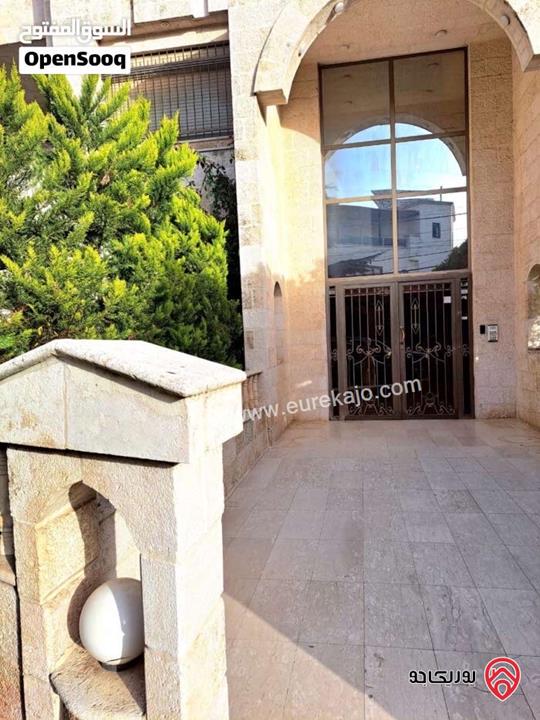 شقة طابق اول مساحة 250م للايجار في عمان - دير غبار