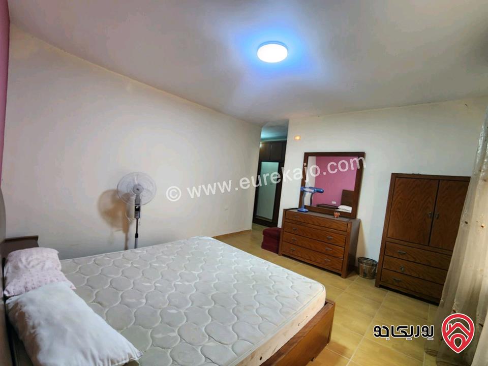 شقة طابق ثالث مساحة 175م للبيع في عمان - خلدا