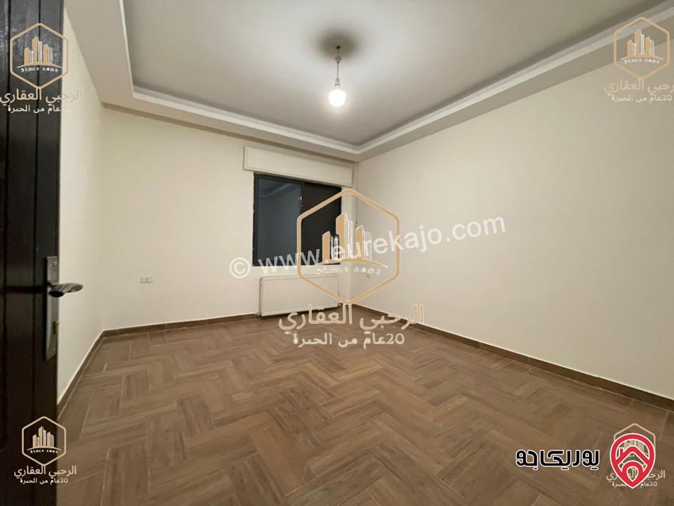 شقة سوبر ديلوكس طابق ارضي معلق مساحة 190م للايجار في عمان - أم السماق 