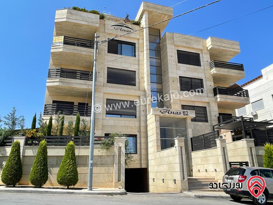 شقة طابق ثالث دوبلكس مساحة 250م وترس 45م للبيع في عمان - ضاحية النخيل