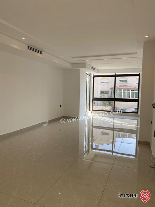 شقق مساحة 220م / 235م للبيع في عمان - دابوق تبدأ الأسعار من 200 الف 