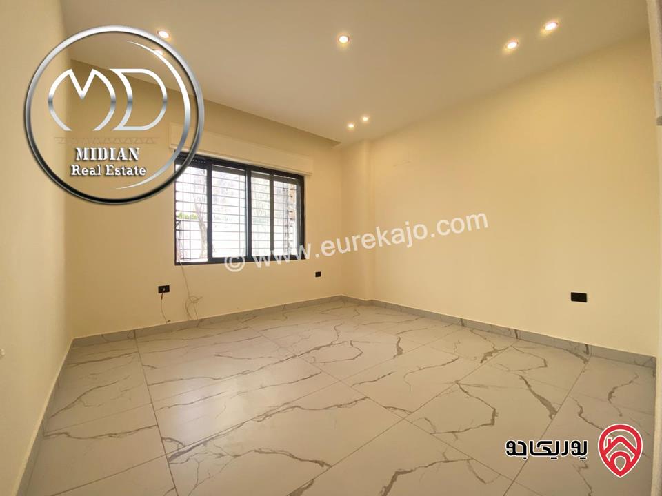 شقق للبيع في عمان - خلدا مساحات 250م 4 نوم تشطيبات و ديكورات سوبر ديلوكس اطلالة رائعة جديدة لم تسكن