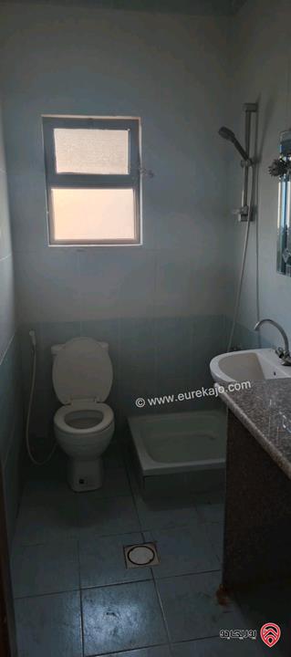 شقة طابق ثالث مساحة 130م للبيع بالاقساط في عمان - ام نوارة 