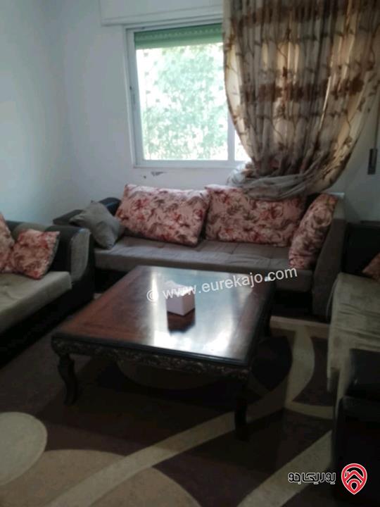 شقة ارضية مساحة 150م داخلي و 60م خارجي للبيع مفروش في عمان - صويلح