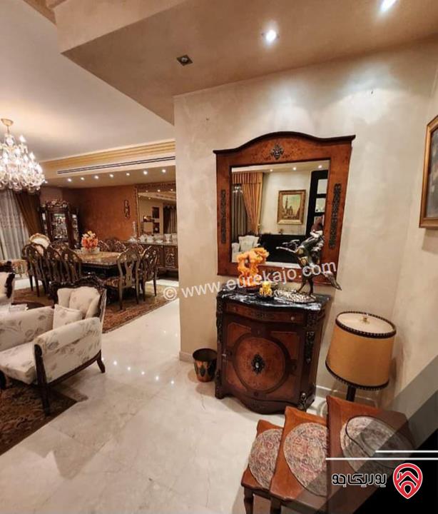 فيلا دوبلكس مميزة مساحة 550م على ارض 650م للبيع في عمان – دير غبار