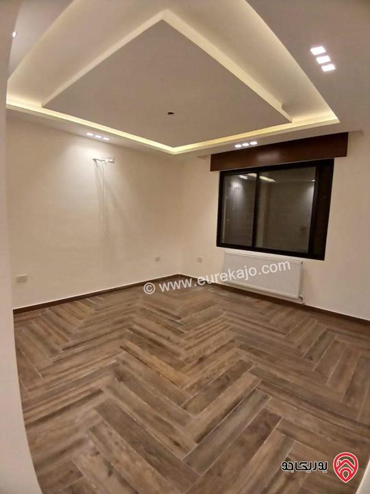 شقة مساحة 200م طابق رابع للبيع في عمان - ضاحية النخيل 