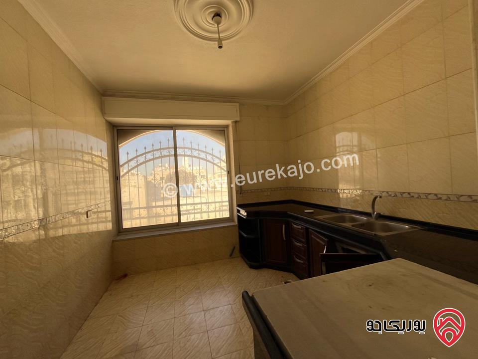 شقة مساحة 120م طابق ثاني للايجار في عمان - البيادر بإتجاه الدوار الثامن بجانب بنك صفوة  