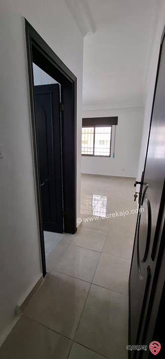 شقة أرضي خلفي مساحة 120م  للبيع في عمان - طبربور هدوء وخصوصية