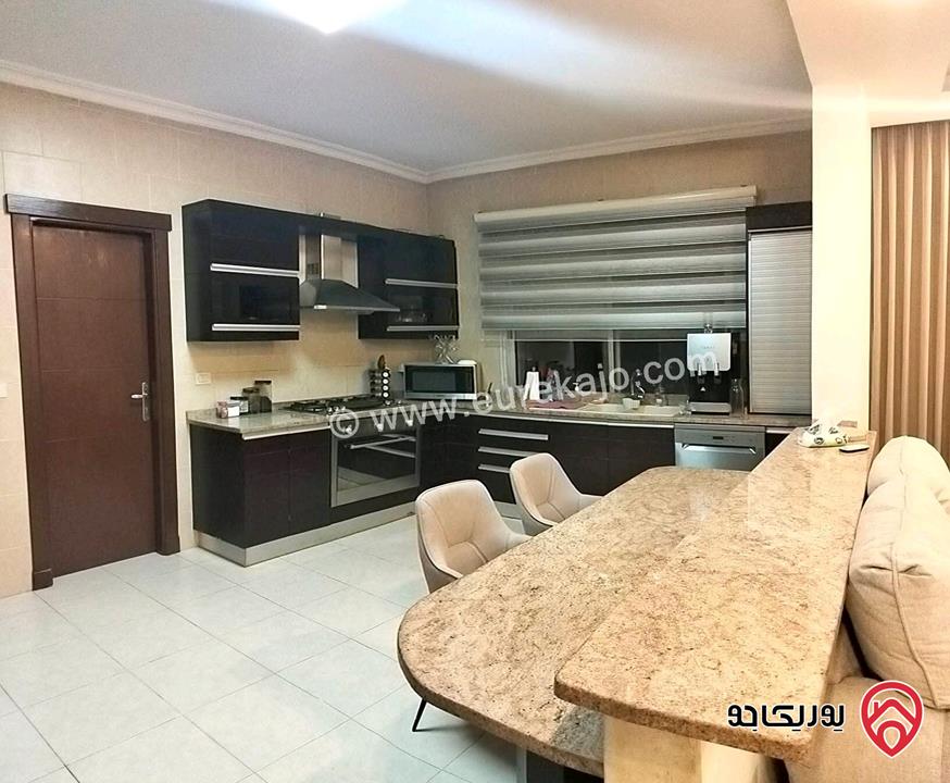 شقة فارغة طابق ثالث مساحة 200م للايجار في عمان - ضاحية النخيل 