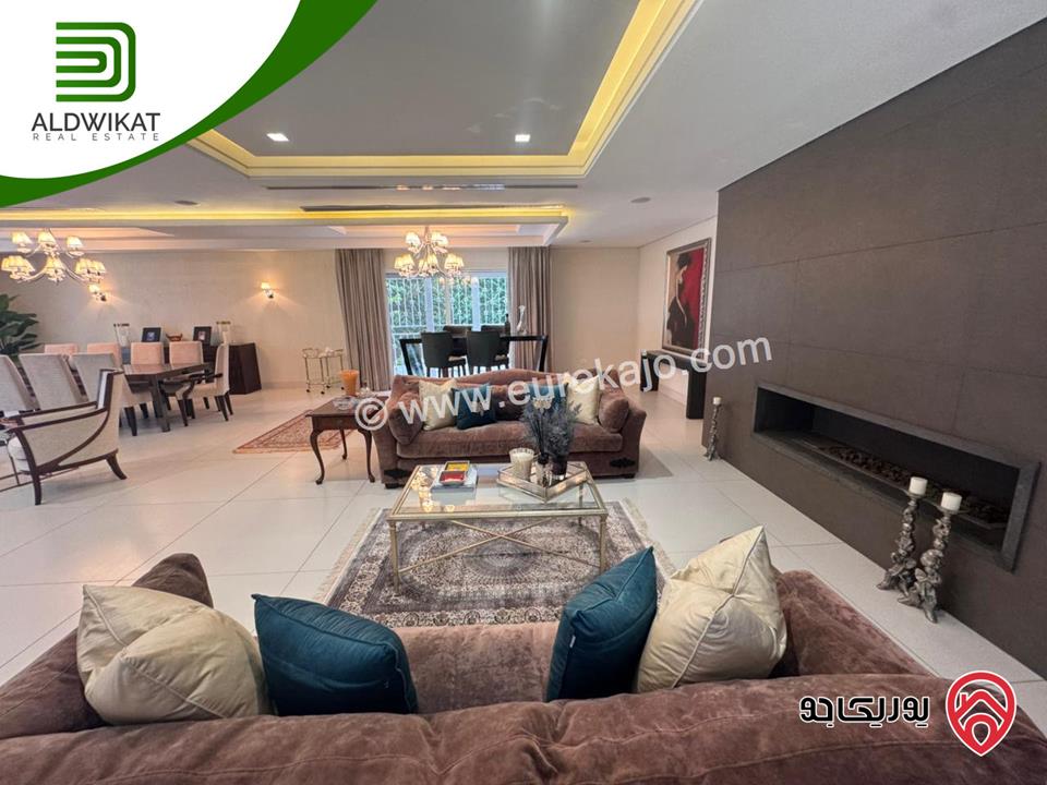 فيلا فاخره مفروشه مستقلة للبيع في عمان - دابوق مساحة البناء 800م ، الارض 770م ، الحديقة 200م والترس 200م