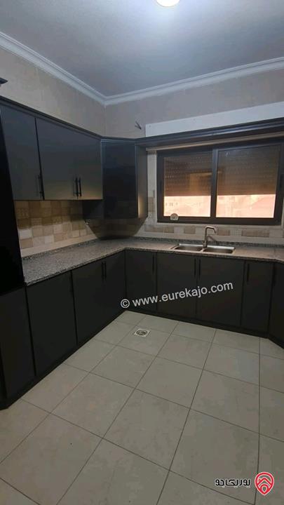 شقة ارضية جديدة مساحة 150م داخلي و 45م خارجي للبيع في البيادر