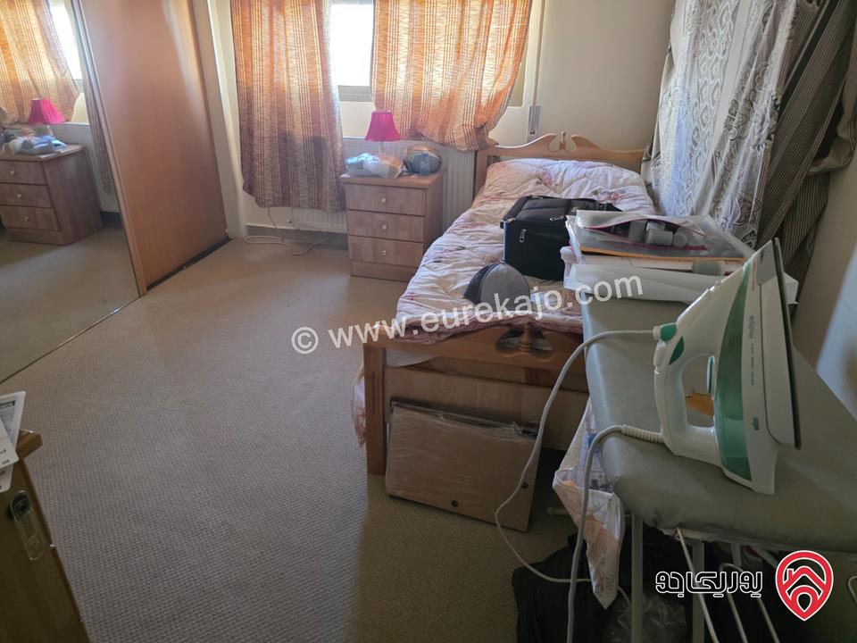 شقة طابق ثالث مساحة 180م للبيع في عمان - خلدا 