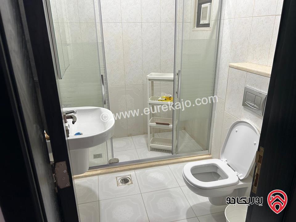 شقة ارضية مساحة 196م داخلي و 70م خارجي للبيع في عمان - ضاحية الامير راشد