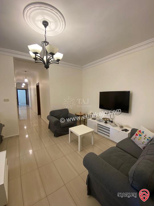 شقة مفروشة فاخرة طابق ثالث مساحة 204م للبيع أو للايجار في عمان - عبدون