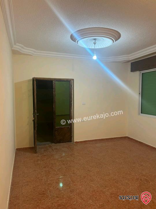 شقة أرضية مساحة 160م داخلي و 85م خارجي للبيع اقساط في الزرقاء الجديدة