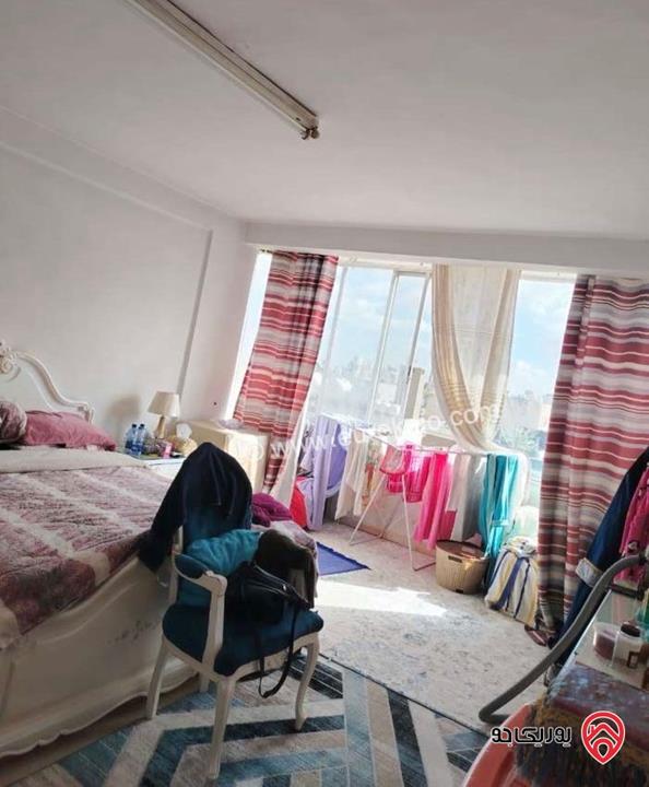 شقة طابق ثالث مساحة 177م² للبيع في عمان - أم أذينة