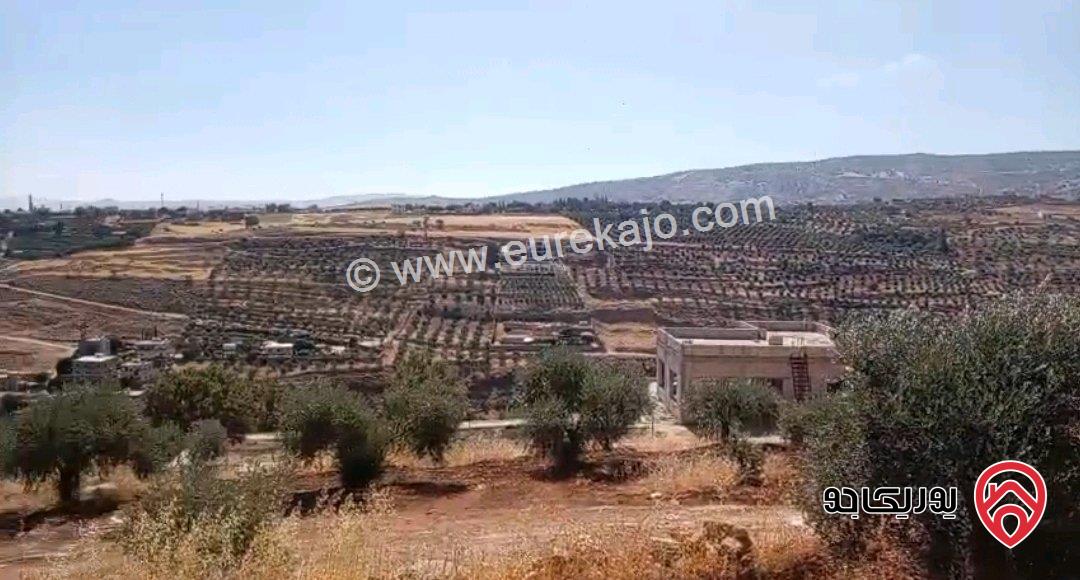 أرض مميزة مساحة 1800م باطلاله دائمة للبيع في السلط الصبيحي منطقة بيوضه