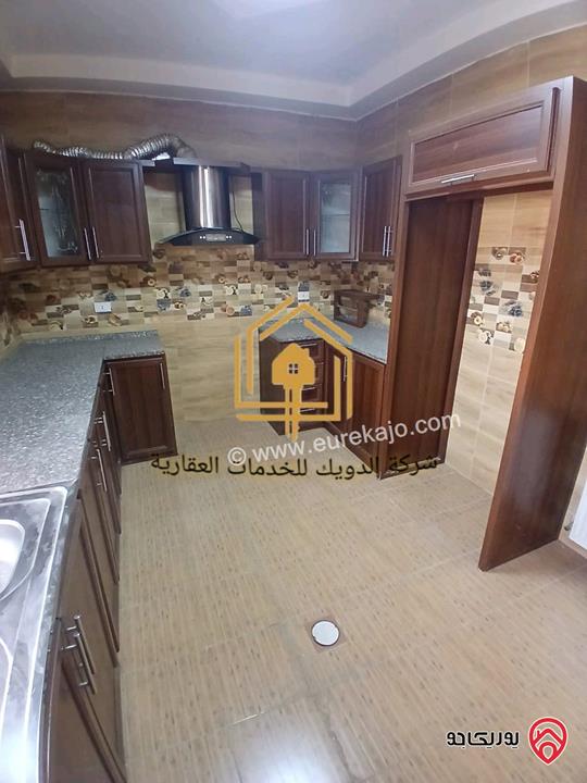 شقة فارغة طابق رابع مع مصعد مساحة 140م للإيجار في عمان - الجاردنز 