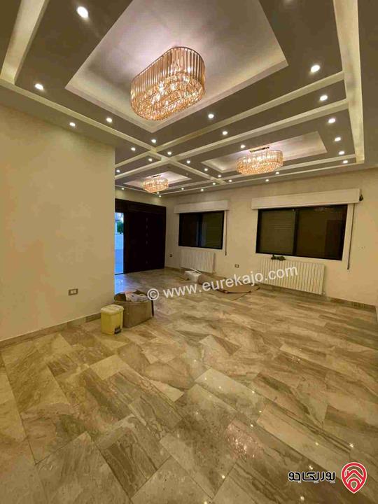 شقة أرضية مساحة 166م داخلي و 250م خارجي للبيع في عمان - الشميساني