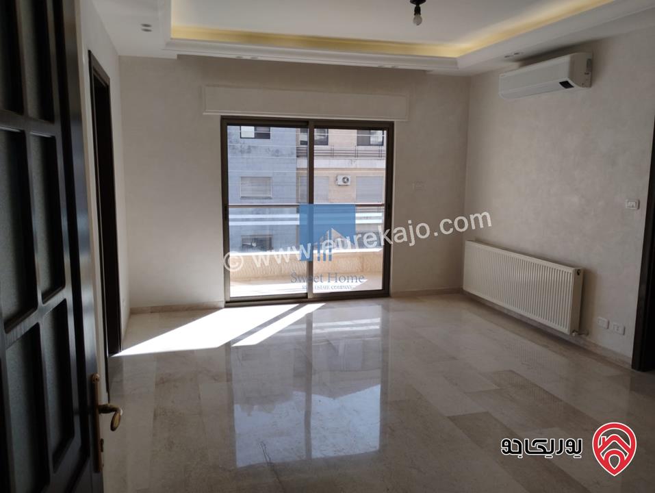 شقة فاخرة للبيع في عمان - خلدا العوجانية - قرب الهمشري طابق اول 200م تشطيب سوبر ديلوكس لم تسكن