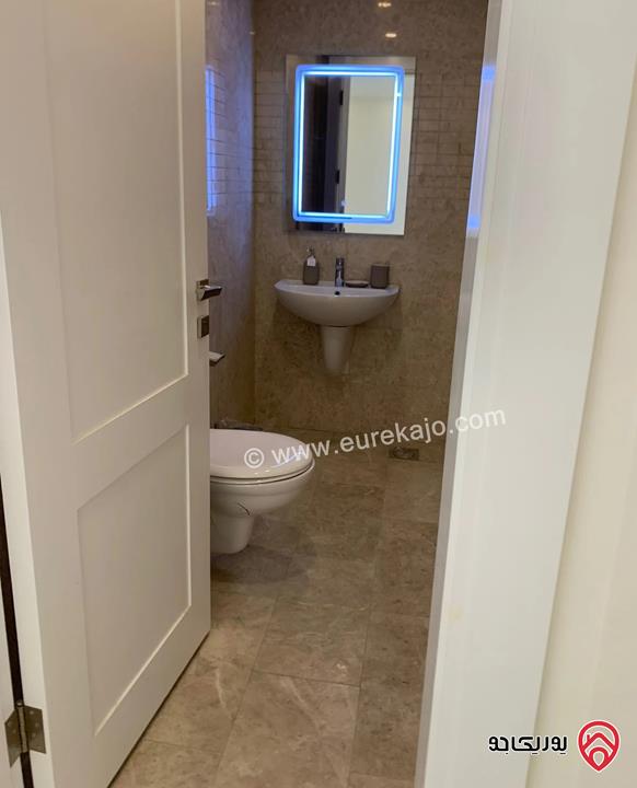 شقة مفروشة طابق أول مساحة 150م للايجار في عمان - الدوار الرابع 