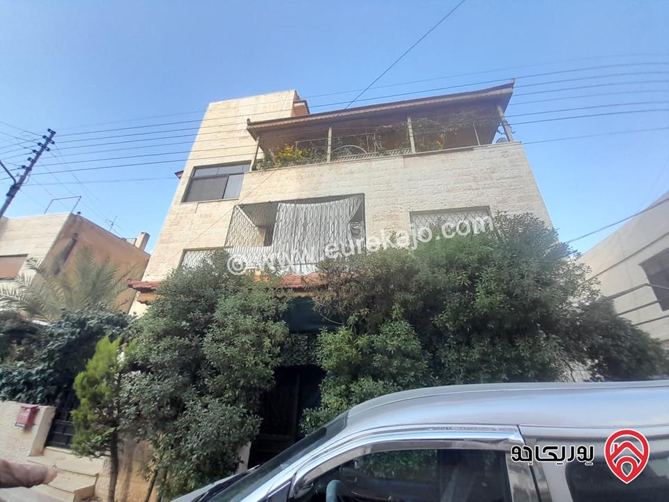 عمارة سكنية مكونة من (4) طوابق على أرض 372م للبيع في عمان - طبربور  