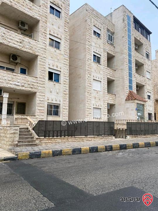 شقة استثمارية مساحة 93م طابق ثاني مقسومة الى استوديوهين للبيع في عمان - بالقرب من البوابة الشمالية للجامعة الأردنية