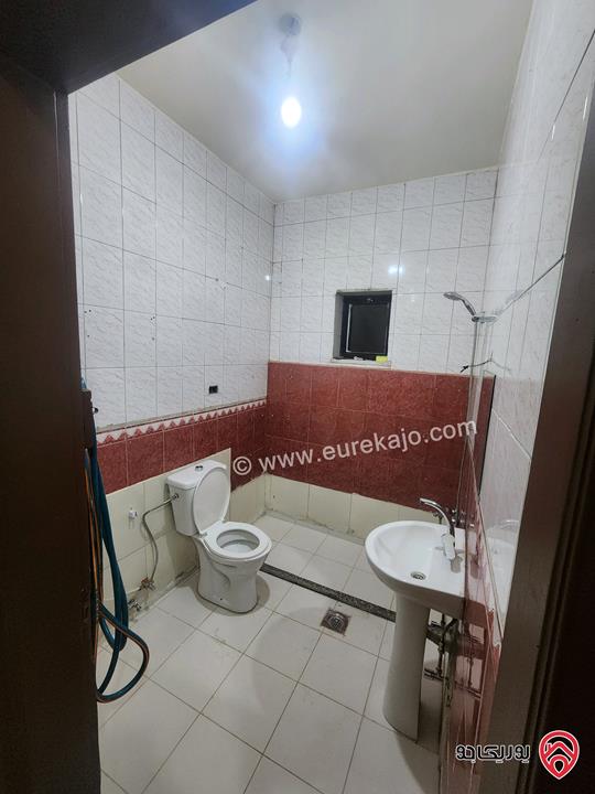 شقة طابق ثالث مساحة 130م داخلي و ترس 60م للبيع في عمان - ضاحية الحاج حسن 